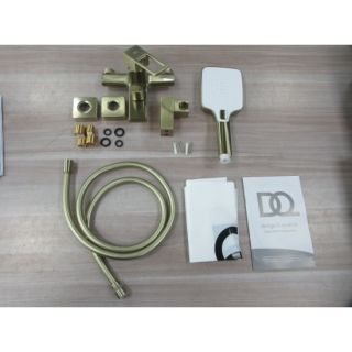 Смеситель для ванны с душем DQ Dortmund короткий излив мат.золото (DA1713207)