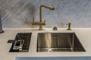 ДОЗАТОР OMOIKIRI OM-02-LG  светлое золото