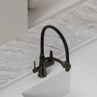 Смеситель для кухни Sancos Eri SC4001GG воронёная сталь/чёрный